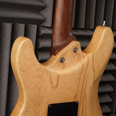 Framus  Diablo Pro  Natural image 19