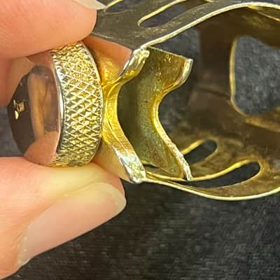 Vintage 1950s Otto Link Metal Alto Saxophone Ligature image 11