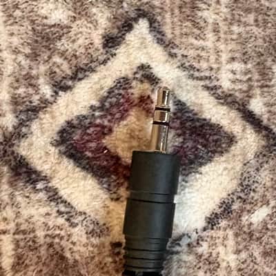 AKG K52 Closed-Back Over-Ear Headphones! imagen 6