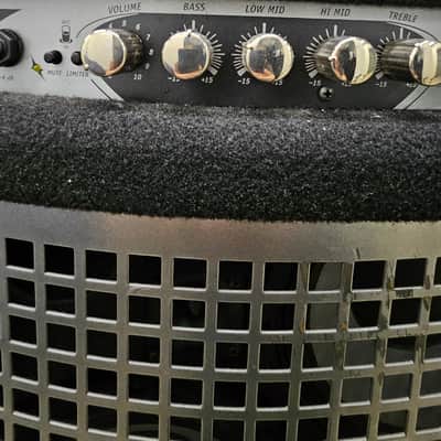Yorkville Bassmaster XM200TC with Bassmaster XC115XC image 6