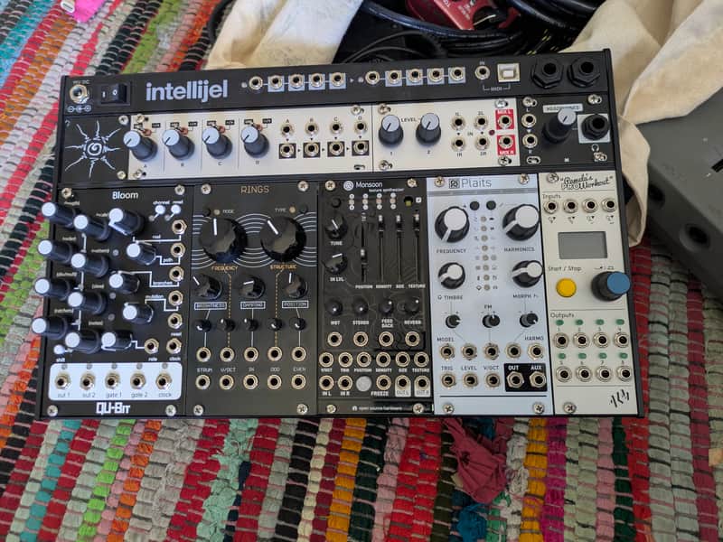 Qu-Bit Electronix Bloom