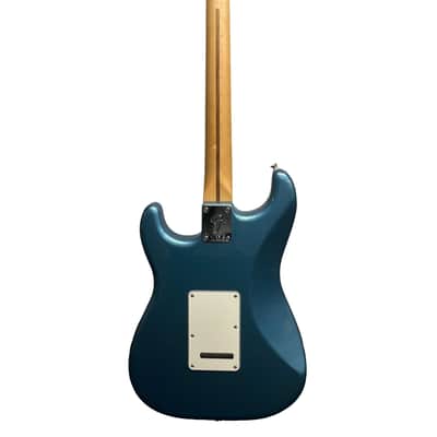 Fender Player Stratocaster with Maple Fretboard 2018 - 2024 - Tidepool image 2