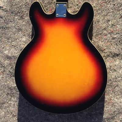 VOX VG4 1968 - Sunburst Semiacustic Bass 2 Pickups image 7