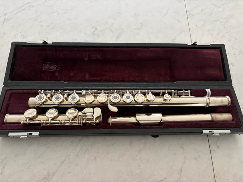 Yamaha YFL-481 Intermediate B-Foot Flute 2010s - Silver image 1