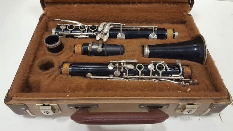 Yamaha YCL-24 Bb Clarinet with case, good condition, made in Japan