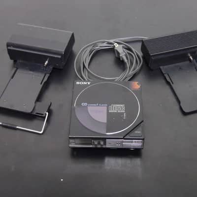 World’s First Compact CD Player by SONY. Rare! Vintage! Collector’s Item! ( D-5 / D-50 / D-14 ) image 1