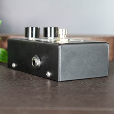 Preowned 1981 Inventions LVL Full Range Boost / Low Gain Overdrive w/ Box image 4