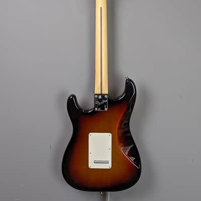 Fender American Performer Stratocaster HSS 2023 3-Tone Sunburst image 12