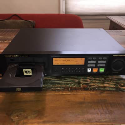 Marantz PMD 331/U1B Professional CD Player (Hard to find) image 3