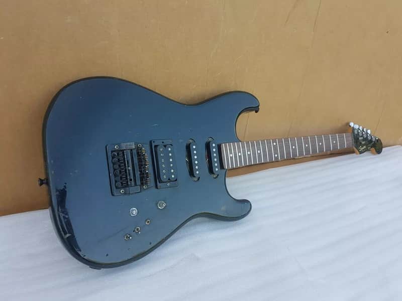 1986 SQUIER by FENDER STRATOCASTER - 24 3/4" SHORT SCALE - RARE image 1