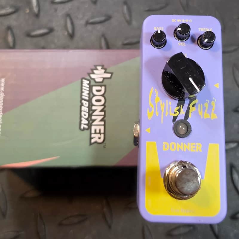 Donner Stylish Fuzz