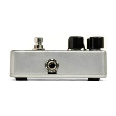 Electro-Harmonix Nano Pulsar Variable Shape Stereo Pulsar Effects Pedal image 4