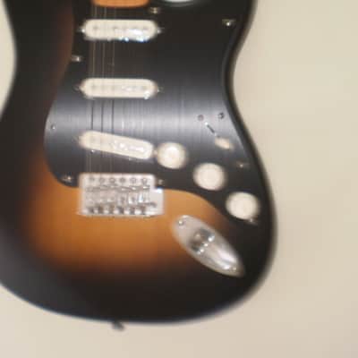 Squier Squier 40th Anniversary Stratocaster Vintage Edition Burst 2024 - Burst image 3