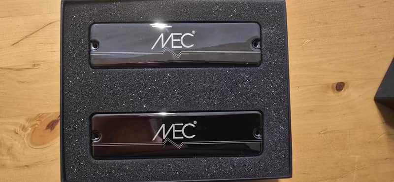 MEC MEC Passive Soapbar Bass Pickup Set, Metal Cover, 6-String 2026 - Black Chrome image 1