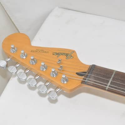Fender Japan Stratocaster, MADE IN JAPAN, E533747 Electric Guitar Ref. No 6751 image 10