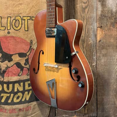 Martin F-50 1964 - Sunburst image 2