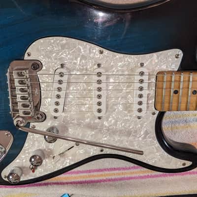1992 USA G&L S-500, MFD pups, Sperzel Staggered Locking Tuner, Ships in Hard shell Case image 2