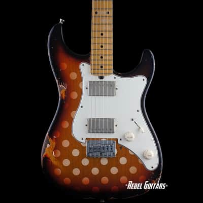 Friedman USA Custom Shop Vintage S in White Polka Dot over 3 Tone Burst image 1