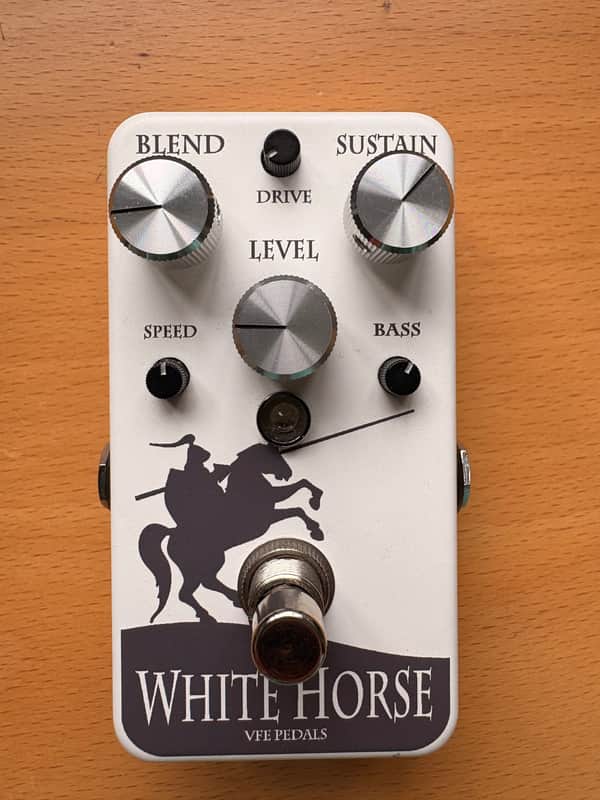 VFE WHITE HORSE OTICAL COMPRESSOR - six controls!! image 1