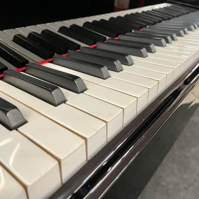 PIANOFORTE MEZZA CODA STEINWAY & SONS MOD. M170 NERO LUCIDO image 2
