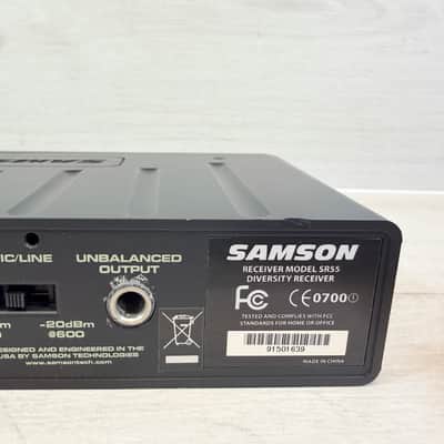 Samson Stage 55 Wireless System ST5 Bodypack SR55 Receiver w/ Case & Mic image 4