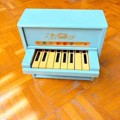 Mysterious Antique Sky Blue Wooden 8-Keys Upright Mini Toy Piano probably made in Italy in 1950s! Read the full ad! Bild 3