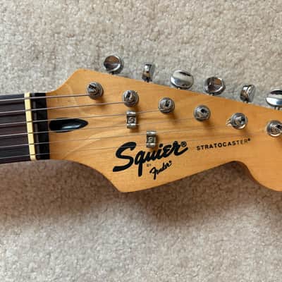 Squier Standard Stratocaster with Rosewood Fretboard 1989 - 2000 - Torino Red image 2