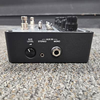 Ampeg SGT-DI Bass Preamp / DI - Silver / Black image 5