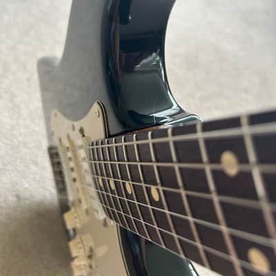 Fender Classic Series '60s Stratocaster with Rosewood Fretboard 1999 - 2016 - Black image 16