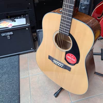Fender CD-60S Dreadnought Pack V2 - Natural image 3