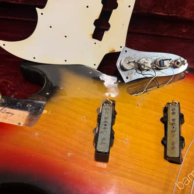 1973 Fender Jazz Bass - Rosewood Fretboard - Sunburst - OHSC image 15