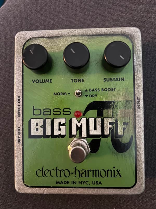 Electro-Harmonix Bass Big Muff Pi Distortion / Sustainer 2008 - Present - Green