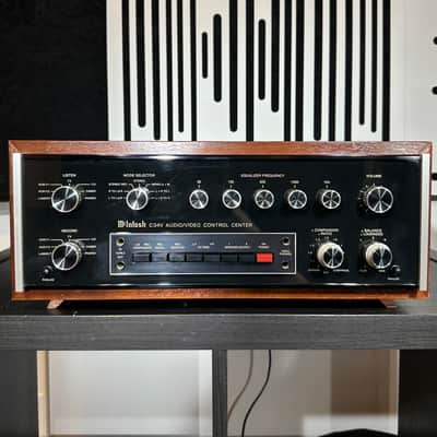 McIntosh C 34V Stereo Solid State Preamp and Video Switch 1985 - 1992 - Black image 2