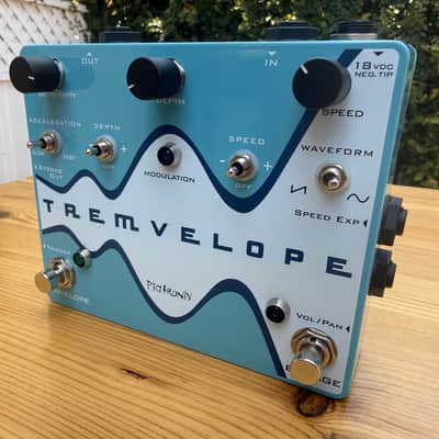 *MINT* Pigtronix Tremvelope 2010s - Original Box, Power Supply & Manual image 2