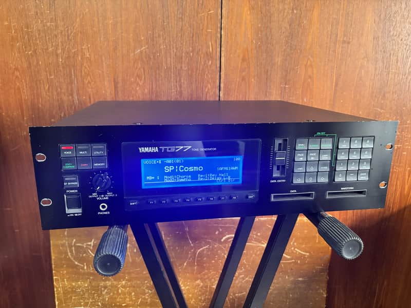 YAMAHA TG77 トーンジェネレーター Yamaha TG77 Tone Generator | Reverb Canada