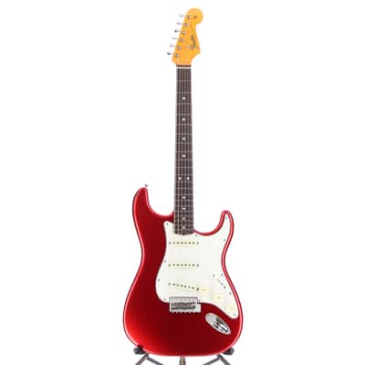 Fender Certified Pre-Owned American Vintage II 1965 Stratocaster, Round-Lam Rosewood Fingerboard, Candy Apple Red (N13) (53965) image 5