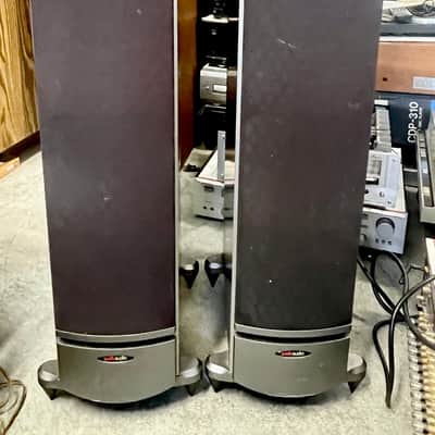Polk Audio RTi8 Tower Speakers Cherry Wood; Tested image 2