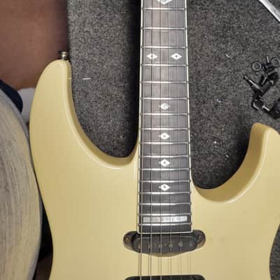 Kramer Stagemaster Deluxe Mach I 1986 - White image 1