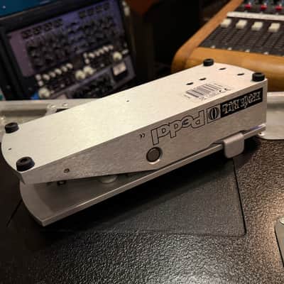 Ernie Ball P0-6165 500K Stereo Volume/Pan Pedal 2010s - Silver image 2