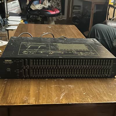 Yamaha Q2031A - Black