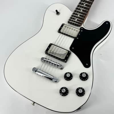 2020 Fender Troublemaker Telecaster Deluxe - Arctic White image 2