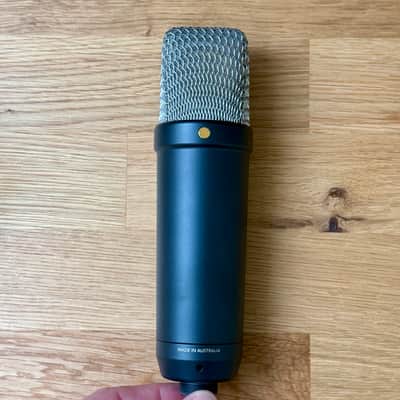 RODE NT1 5th Generation Cardioid Condenser Microphone 2023 - Present - Black imagen 2