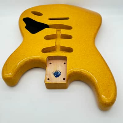 HooDoo Stratocaster Body Alder Sparkle Gold hsb6402 image 4