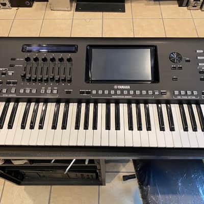 Yamaha Genos Digital Arranger Workstation 2010s - Black image 3