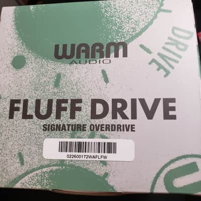 Warm audio Signature fluff drive 2025 - White with green knobs image 8