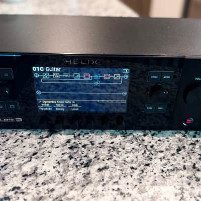 Line 6 Helix Rack with Controller  - Black image 8