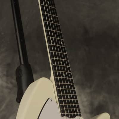 1970's Ovation BREADWINNER White with very early features image 13