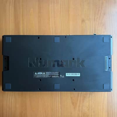 Numark Mixstream Pro+ w/ travel case Bild 8