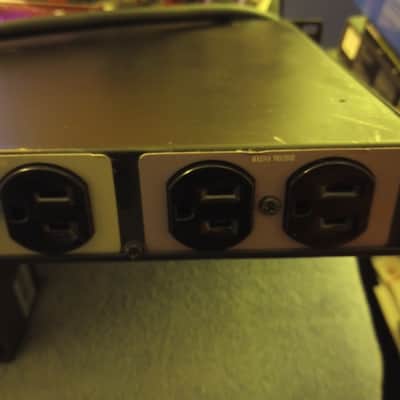 [VGC] Monster Power Rack Power Center Surge Protector/Power Conditioner image 12