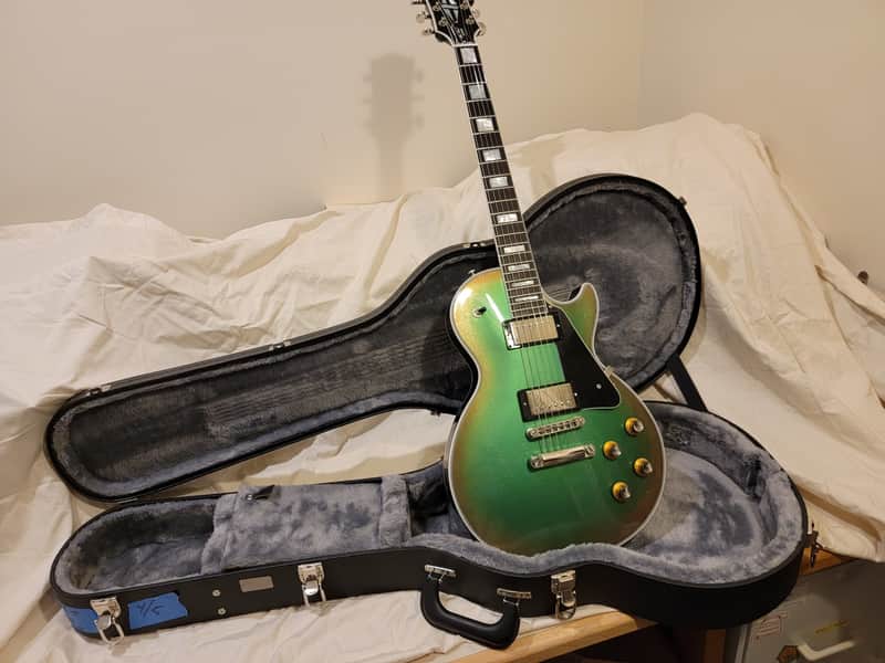 Gibson Les Paul Custom 4 of 5 2021 Vintage Holiday Green / Red Metal Flake image 1